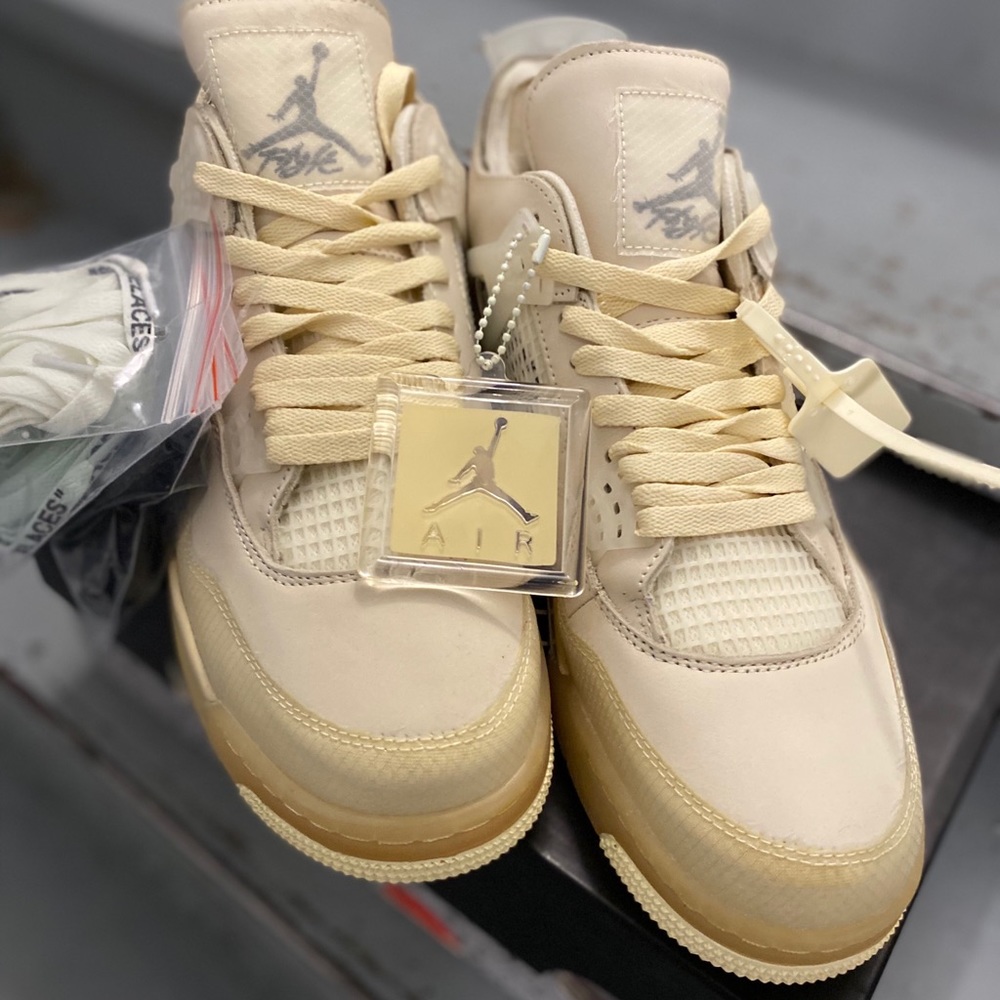 OFF WHITE X Air Jordan 4 retro Sail